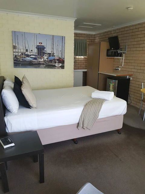 Twin Pines Motel - Accommodation Sunshine Coast 19