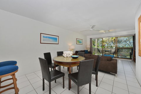 Seascape Holidays At Beachfront Terraces - Accommodation Sunshine Coast 9