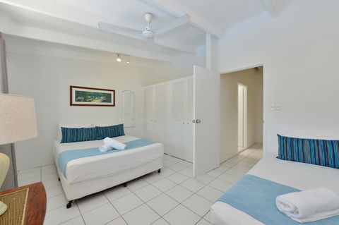 Seascape Holidays At Beachfront Terraces - Accommodation Sunshine Coast 6
