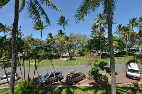 Seascape Holidays At Beachfront Terraces - Accommodation Sunshine Coast 28