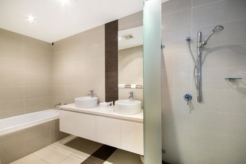 Redvue Holiday Apartments - Accommodation Sunshine Coast 29