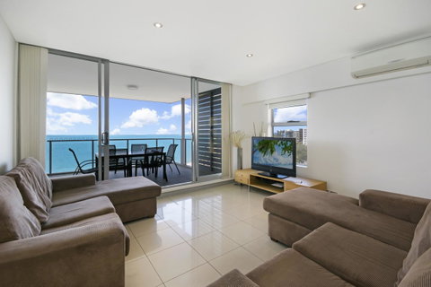 Redvue Holiday Apartments - Accommodation Sunshine Coast 0