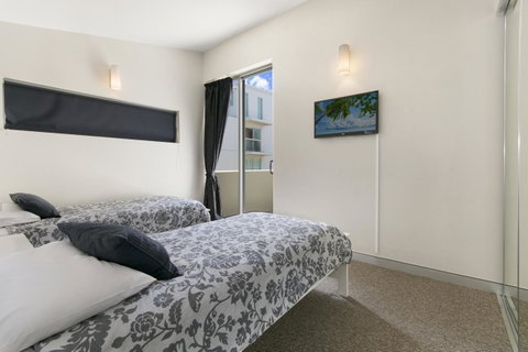 Redvue Holiday Apartments - Accommodation Sunshine Coast 31
