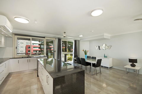 Mariners North Holiday Apartments - Accommodation Sunshine Coast 29