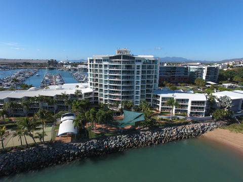 Mariners North Holiday Apartments - Accommodation Sunshine Coast 0