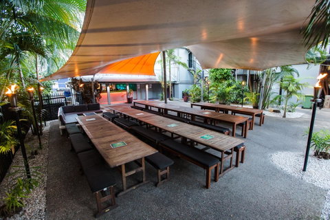 Mad Monkey Central - Accommodation Sunshine Coast 11