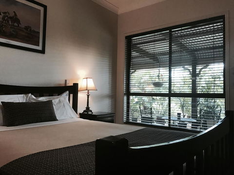 The Bearded Dragon Boutique Hotel - Accommodation Sunshine Coast 0