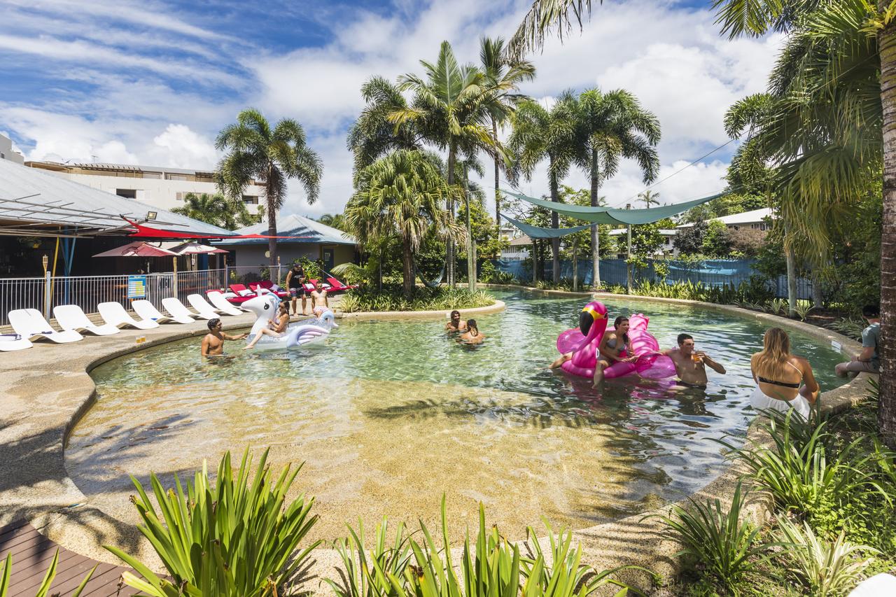 Cairns North QLD Accommodation Sunshine Coast