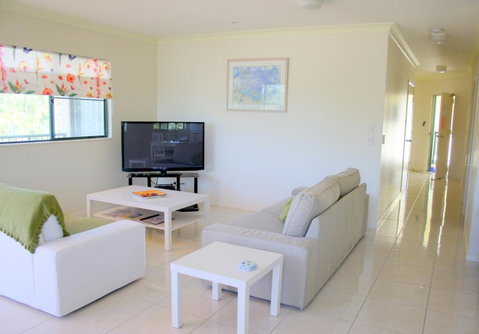 Magnetic Sunsets Resort - Accommodation Sunshine Coast 2