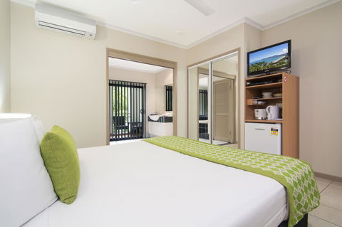 Regal Port Douglas - Accommodation Sunshine Coast 3