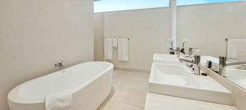 Pool Resort Port Douglas - Accommodation Sunshine Coast 27