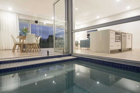 Pool Resort Port Douglas - Accommodation Sunshine Coast 36