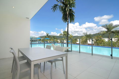 Pool Resort Port Douglas - Accommodation Sunshine Coast 31