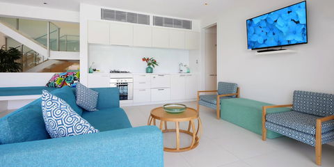 Pool Resort Port Douglas - Accommodation Sunshine Coast 5
