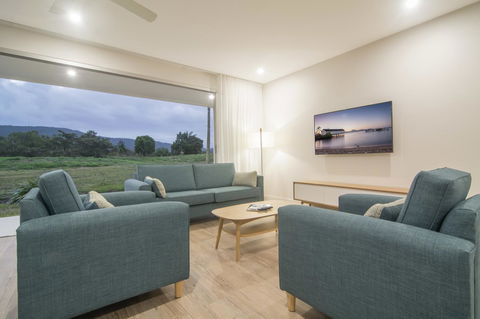 Pool Resort Port Douglas - Accommodation Sunshine Coast 38