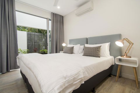 Pool Resort Port Douglas - Accommodation Sunshine Coast 42