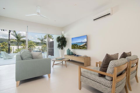 Pool Resort Port Douglas - Accommodation Sunshine Coast 30