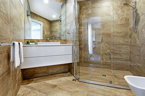 Noosa Tropicana - Accommodation Sunshine Coast 28