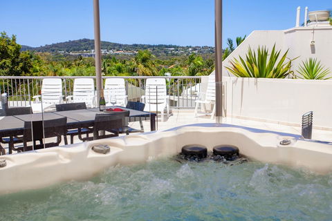 Noosa Tropicana - Accommodation Sunshine Coast 25