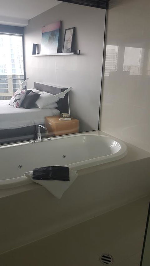 Circle Luxury Holidays - Accommodation Sunshine Coast 17