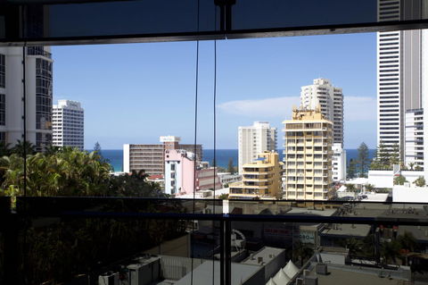 Circle Luxury Holidays - Accommodation Sunshine Coast 4