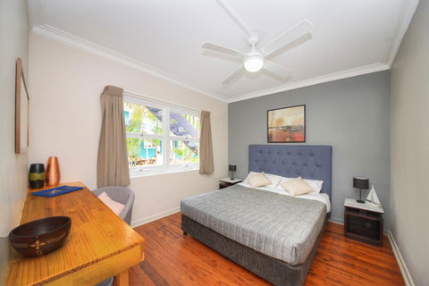 Backpackers In Paradise 18-35 Hostel - Accommodation Sunshine Coast 1