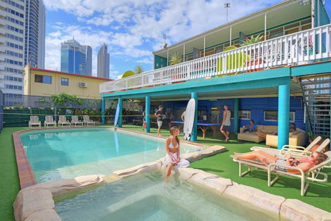 Backpackers In Paradise 18-35 Hostel - Accommodation Sunshine Coast 0