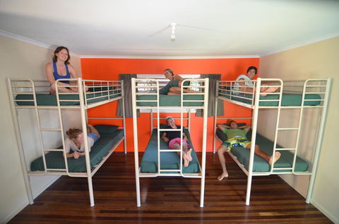 Backpackers In Paradise 18-35 Hostel - Accommodation Sunshine Coast 21