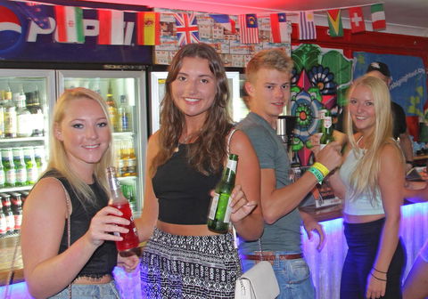 Backpackers In Paradise 18-35 Hostel - Accommodation Sunshine Coast 8