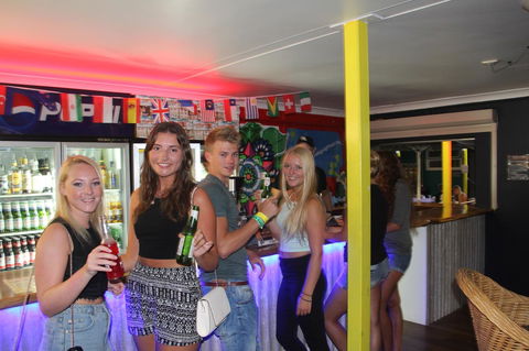 Backpackers In Paradise 18-35 Hostel - Accommodation Sunshine Coast 30