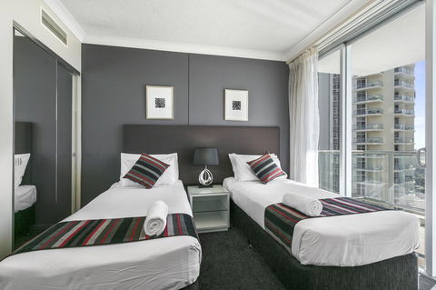 Mantra Towers Of Chevron - Accommodation Sunshine Coast 21