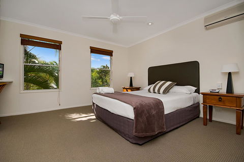 Skippers Cove Waterfront Resort - Accommodation Sunshine Coast 13