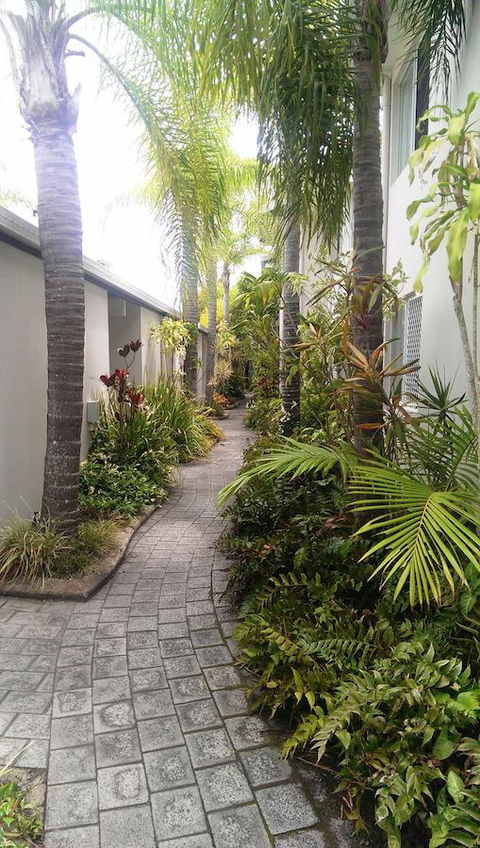 Skippers Cove Waterfront Resort - Accommodation Sunshine Coast 15