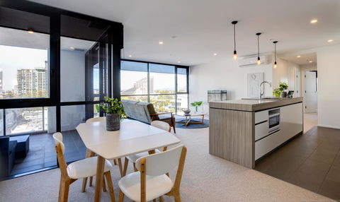 Qube Broadbeach - Accommodation Sunshine Coast 16