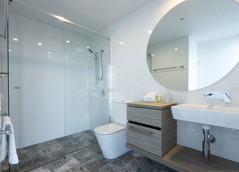 Qube Broadbeach - Accommodation Sunshine Coast 5