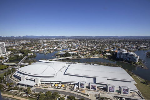 Qube Broadbeach - Accommodation Sunshine Coast 4