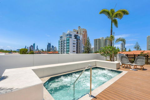 Qube Broadbeach - Accommodation Sunshine Coast 28