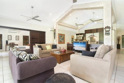 Tranquility By The Course Port Douglas - Accommodation Sunshine Coast 3