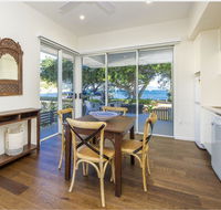 Reflections Amber Villa - Accommodation Sunshine Coast