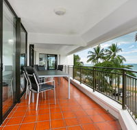 Roydon Beachfront Apartments - Accommodation Sunshine Coast