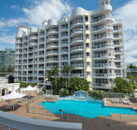 Broadbeach Holiday Apartments - Accommodation Sunshine Coast