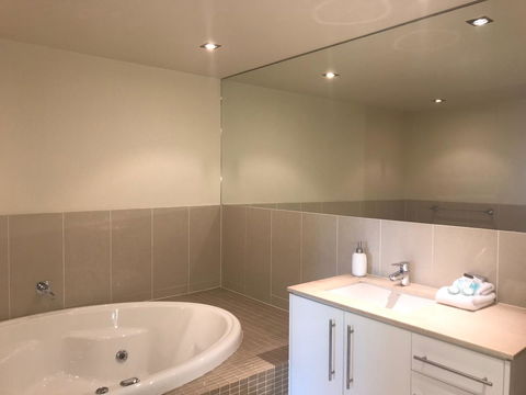 Proximity Waterfront Apartments - Accommodation Sunshine Coast 12