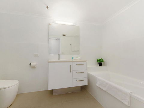 Sunbird Beach Resort Main Beach - Accommodation Sunshine Coast 31