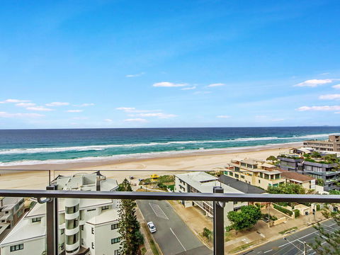 Sunbird Beach Resort Main Beach - Accommodation Sunshine Coast 3