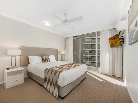 Sunbird Beach Resort Main Beach - Accommodation Sunshine Coast 24