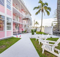 The Pink Hotel Coolangatta - Accommodation Sunshine Coast