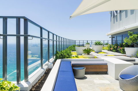 Rhapsody Resort - Official - Accommodation Sunshine Coast 12