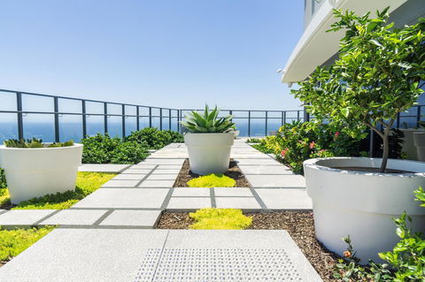 Rhapsody Resort - Official - Accommodation Sunshine Coast 3