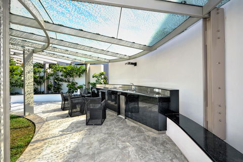 Soul Surfers Paradise - Gclr - Accommodation Sunshine Coast 42