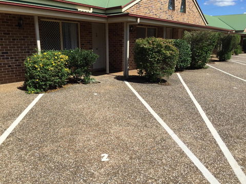 Country Gardens Motor Inn - Accommodation Sunshine Coast 18